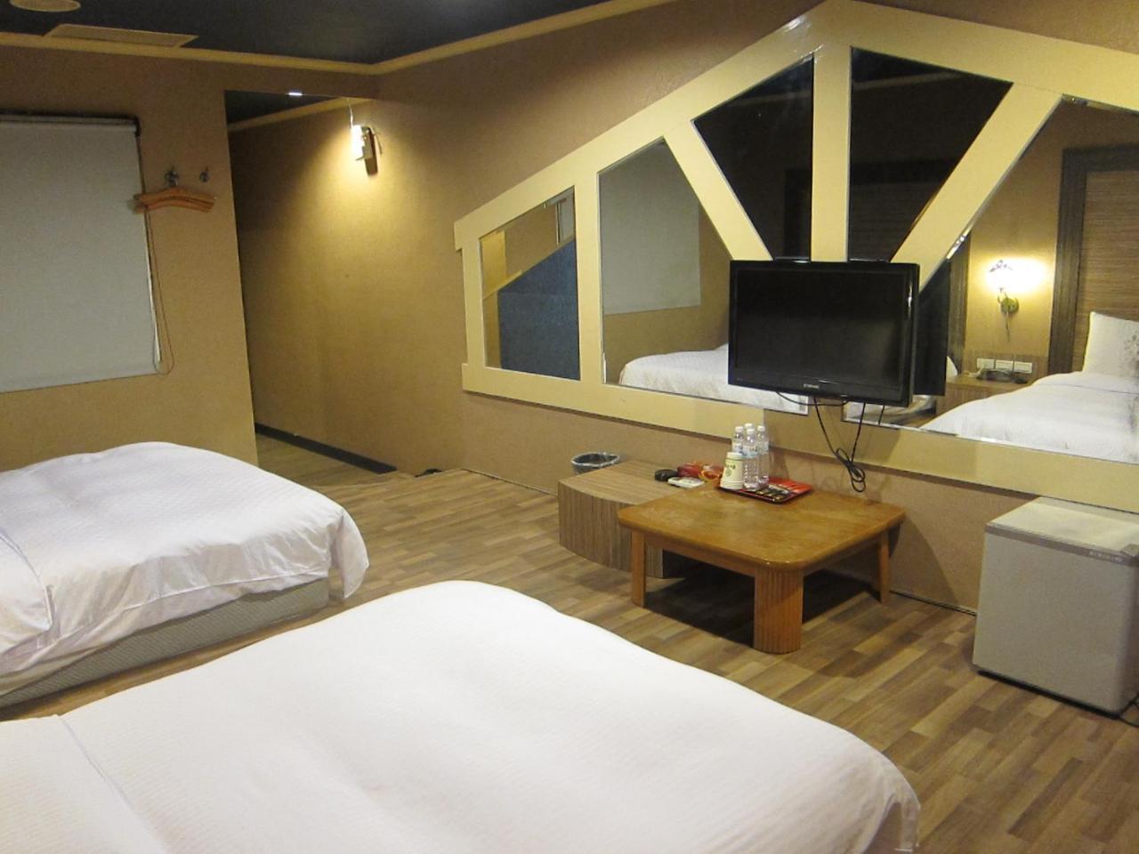 Da Chien Hotel Kaohsziung Kültér fotó